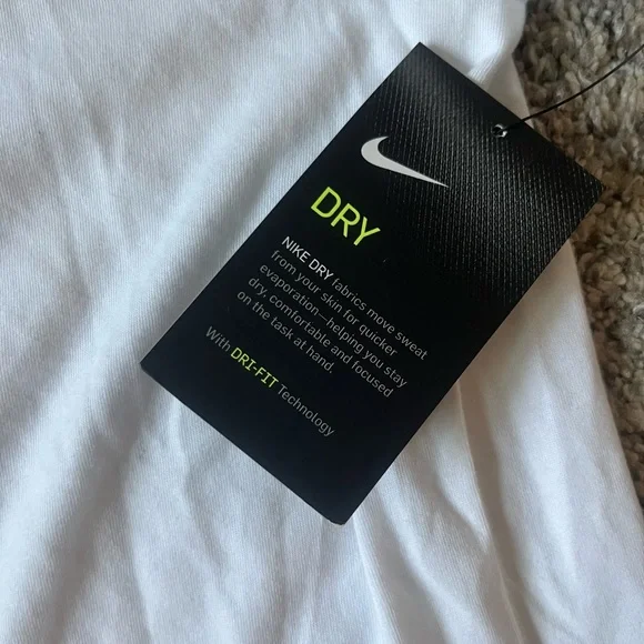 Nike White and Blue Short Sleeve Tee - Picture 5 of 6